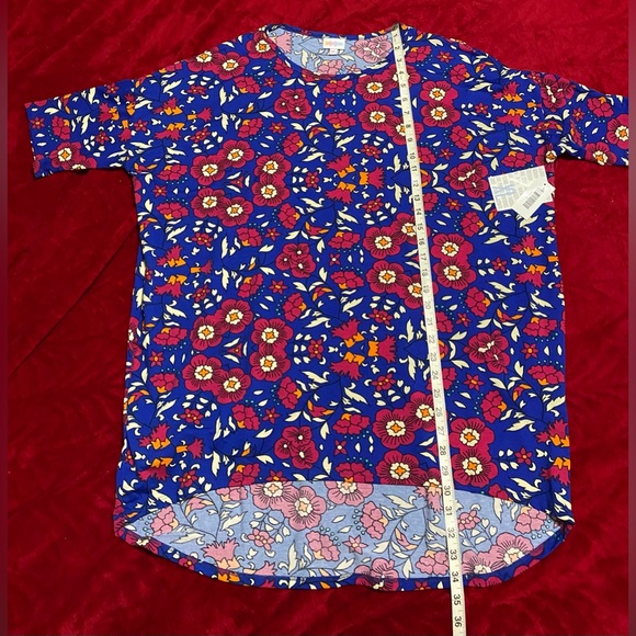 LuLaRoe Tops - CLOSET CLEAR OUT ALL LULAROE MAKE AOFFER BUNDLE NWT XL lightweight colorful fun